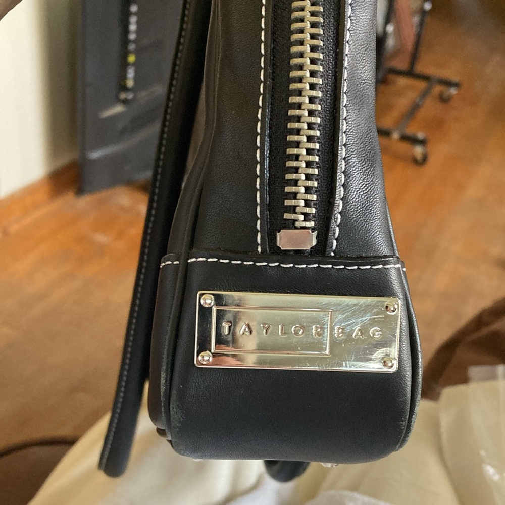 Genuine Leather Black Briefcase With Structured S… - image 7